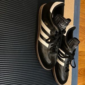 Addidas Samba size 9 1/2
